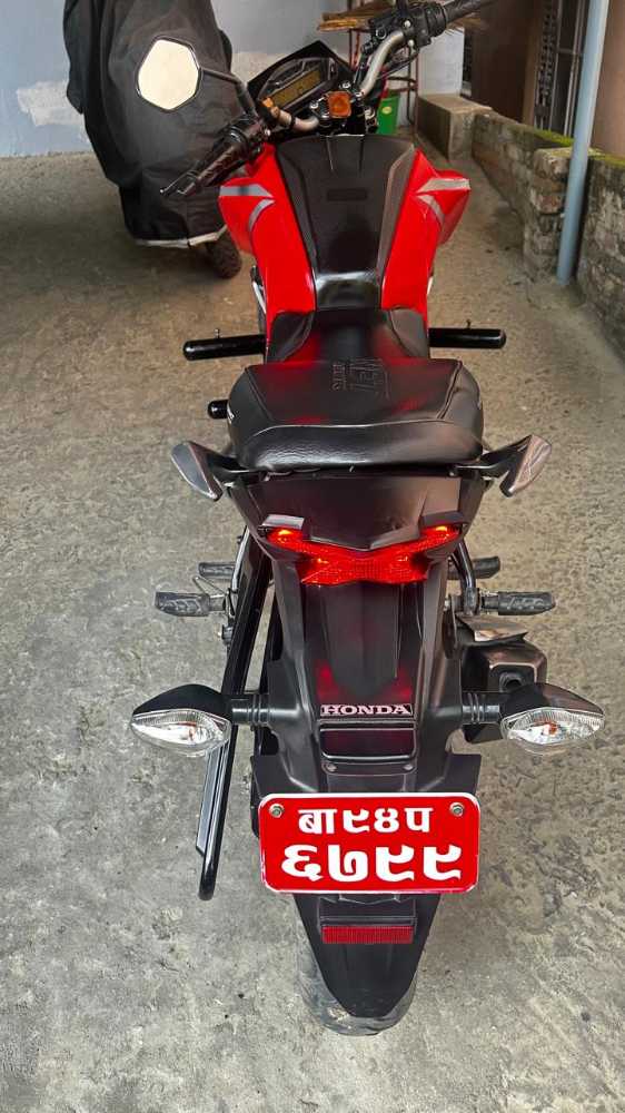 Used 2017 Honda CB Hornet bike for sale in Kathmandu - Image 1 of 10