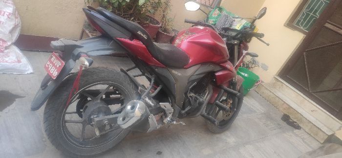 Used 2016 Suzuki Gixxer 150 bike for sale in Kathmandu - Image 5 of 8