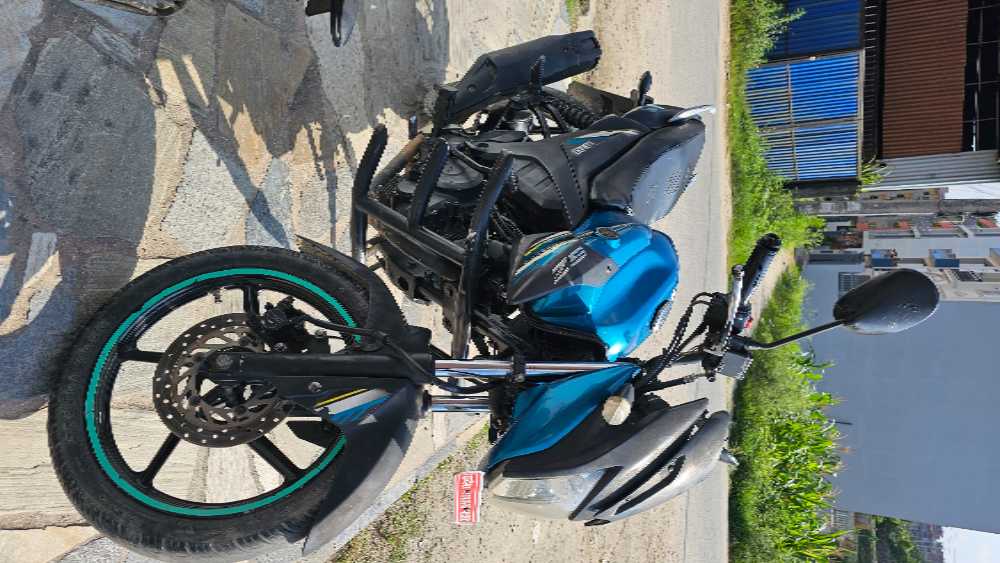 Used 2019 Yamaha SZ bike for sale in Kathmandu - Image 4 of 5