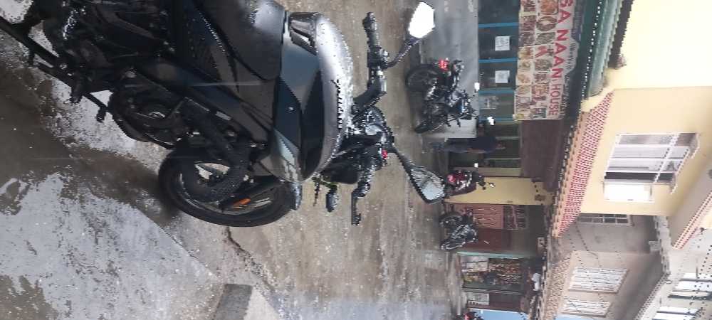 Used 2022 Bajaj NS 160 bike for sale in Kathmandu - Image 2 of 2
