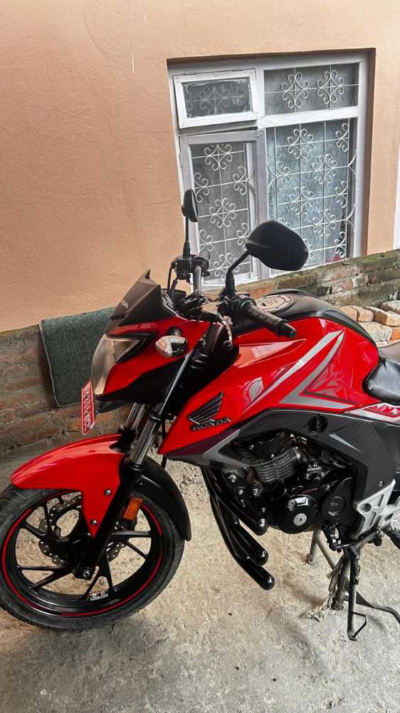Used 2017 Honda CB Hornet bike for sale in Kathmandu - Image 5 of 10