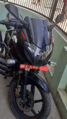 Used 2017 Bajaj Plusar 220 bike for sale in Kathmandu - Image 2 of 2