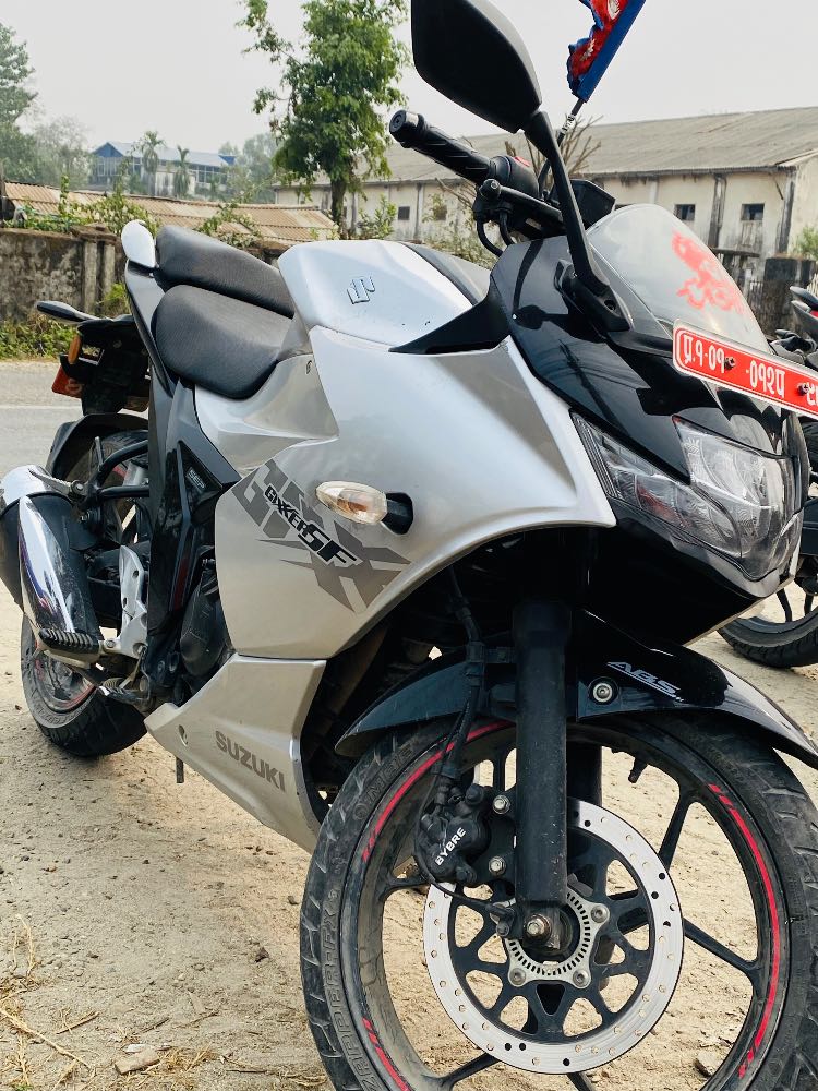 Used 2019 Suzuki Gixxer 150 bike for sale in Jhapa - Image 2 of 4