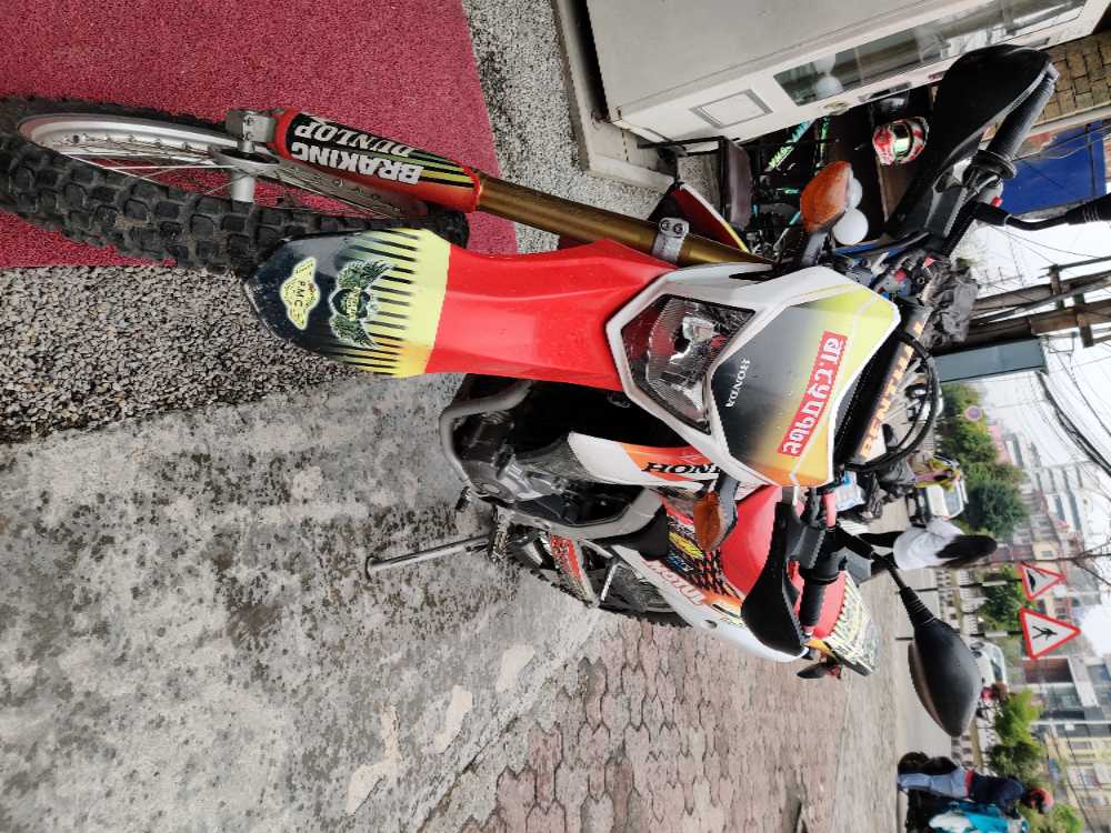 Used 2017 Honda CRF 250L bike for sale in Kathmandu - Image 4 of 7