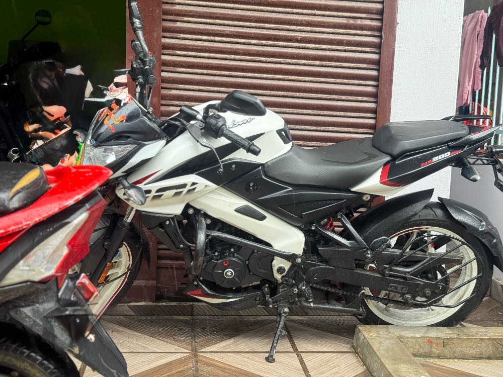 Used 0 Bajaj Plusar 150 for sale in Butwal - Rs.300,000