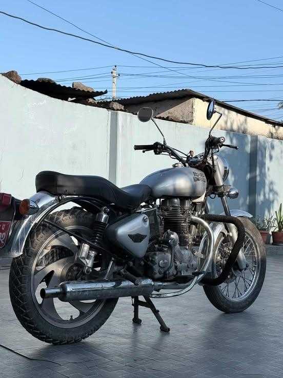 Used 2010 Royal Enfield Bullet 350 bike for sale in Pokhara - Image 2 of 3