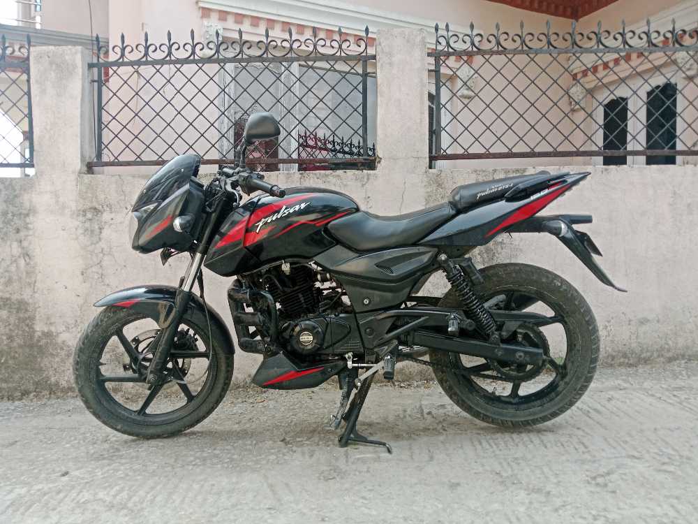 Used 2020 Bajaj Plusar 150 for sale in Kathmandu - Rs.165,000