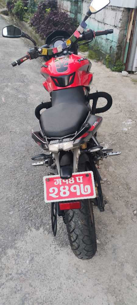 Used 2018 Bajaj NS 200 bike for sale in Pokhara - Image 2 of 3