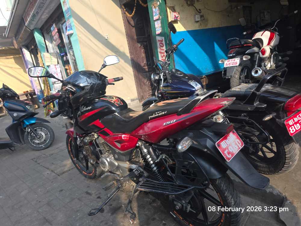 Used 2017 Bajaj Plusar 150 bike for sale in Kathmandu - Image 2 of 4