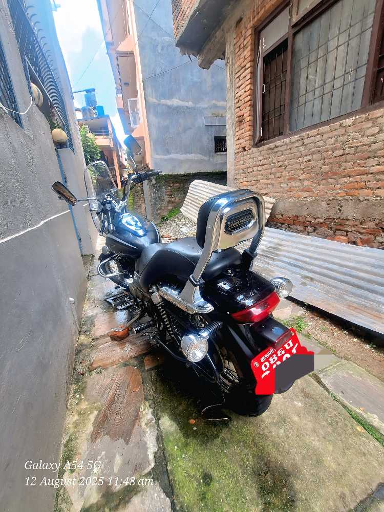 Used 2023 Bajaj Avenger 220 bike for sale in Kathmandu - Image 2 of 3