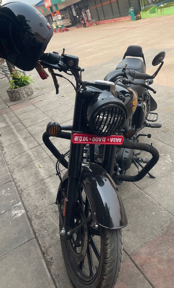 Used 0 Royal Enfield Classic 350 bike for sale in Bharatpur - Image 3 of 4