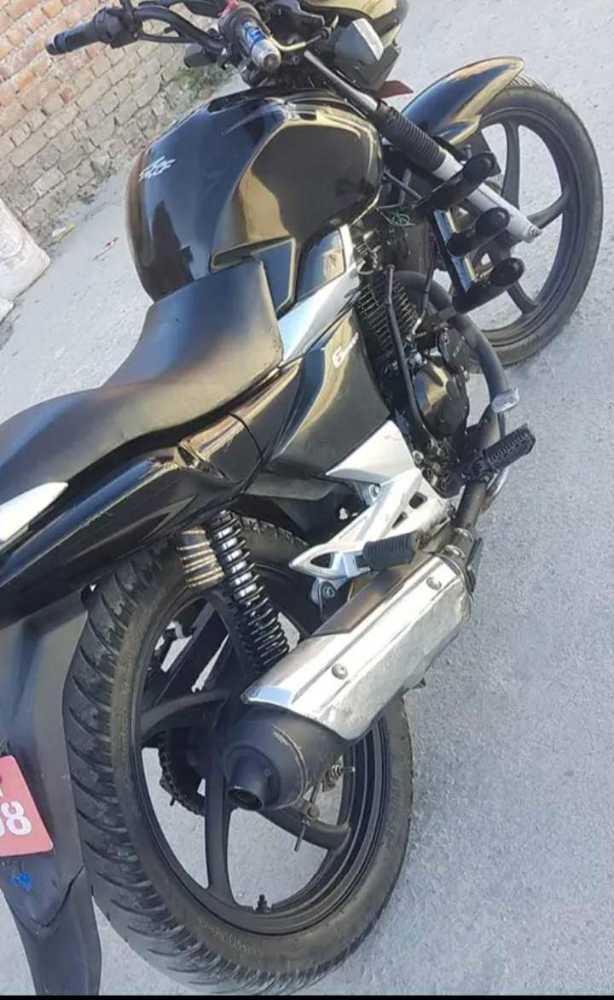 Used 2009 Suzuki Gixxer 150 bike for sale in Kathmandu - Image 2 of 4