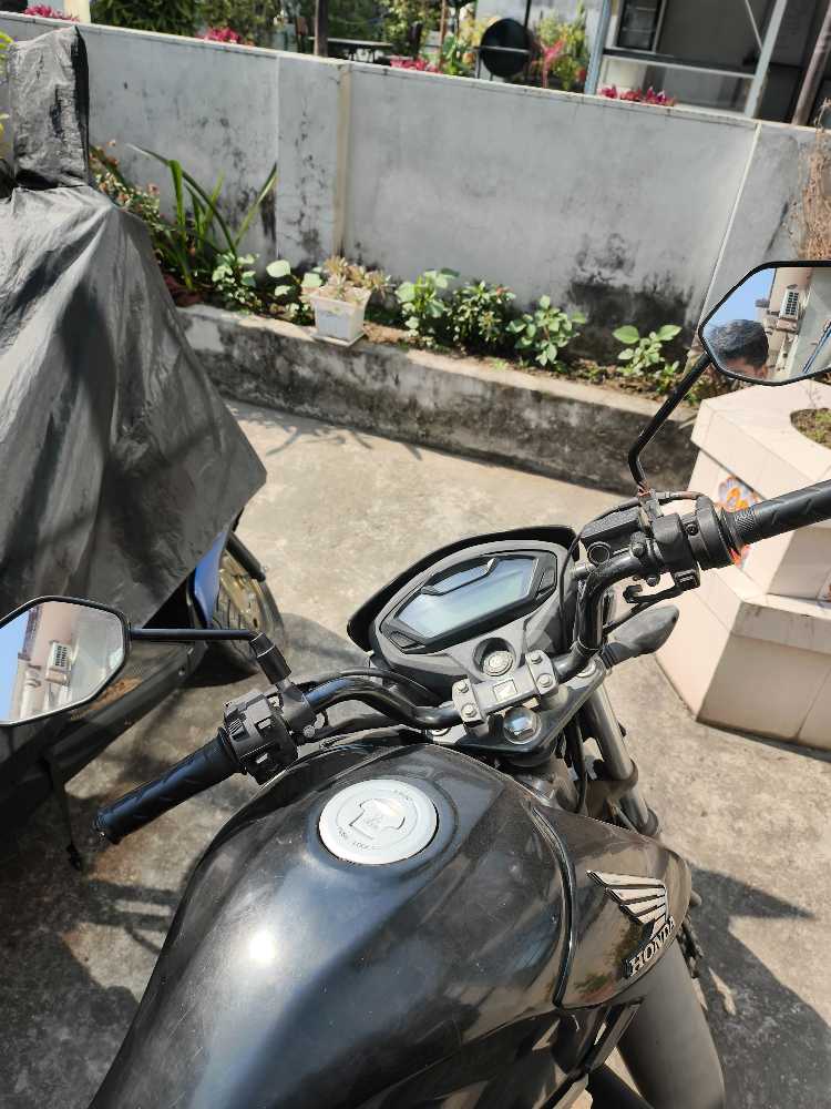 Used 2015 Honda CB Unicorn 160 for sale in Bharatpur - Rs.65,000