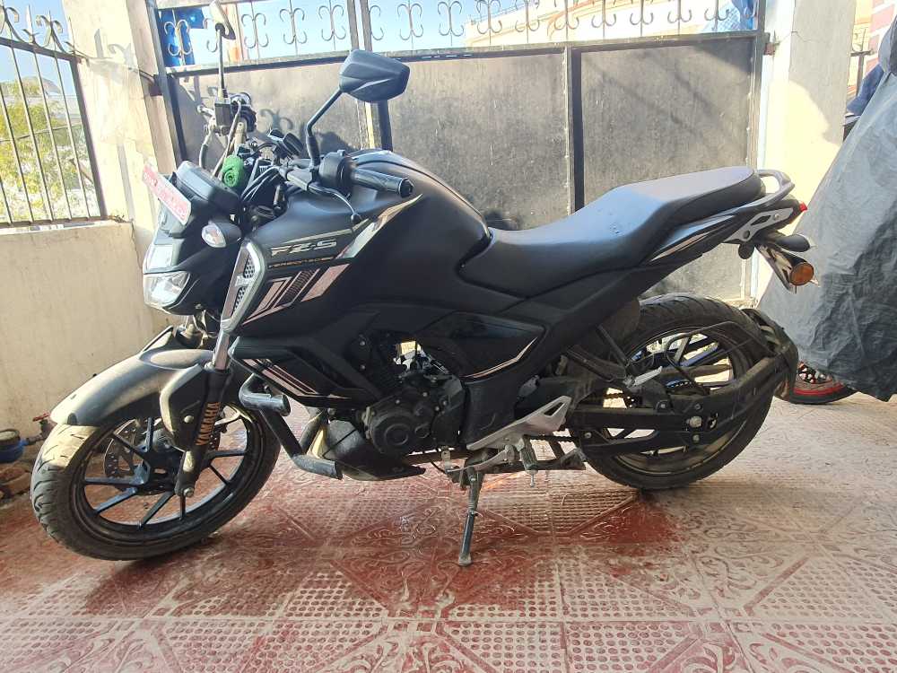 Used 2022 Yamaha FZS bike for sale in Kathmandu - Image 1 of 1