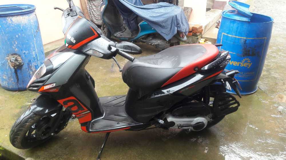 second hand aprilia sr 150