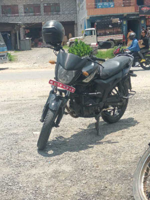 Used 2013 Yamaha SZ bike for sale in Kathmandu - Image 2 of 2