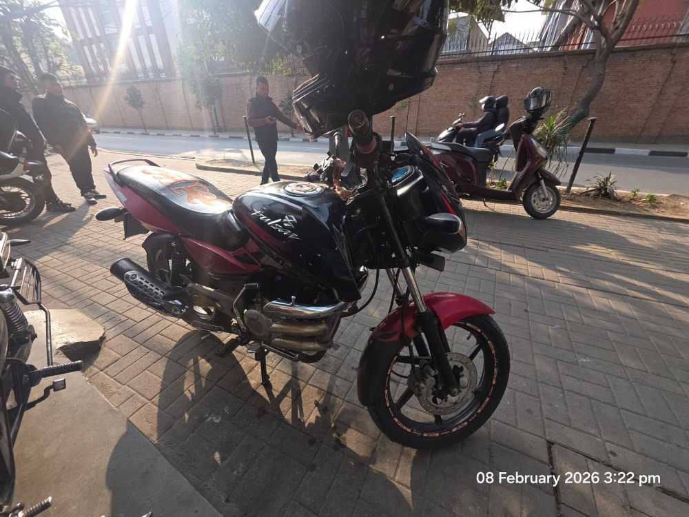 Used 2017 Bajaj Plusar 150 bike for sale in Kathmandu - Image 3 of 4