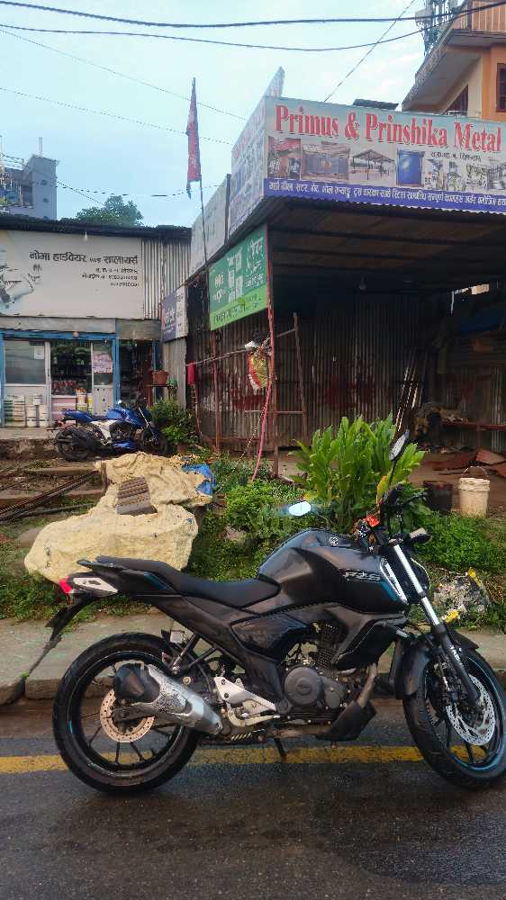 Used 2019 Yamaha FZ bike for sale in Bhaktapur - Image 4 of 4