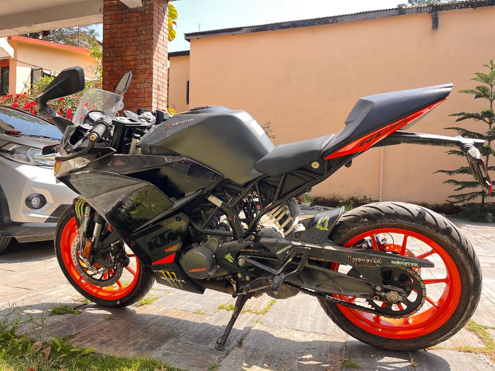 2020 KTM Duke 125 in Kathmandu for sale at Ramrogaadi.