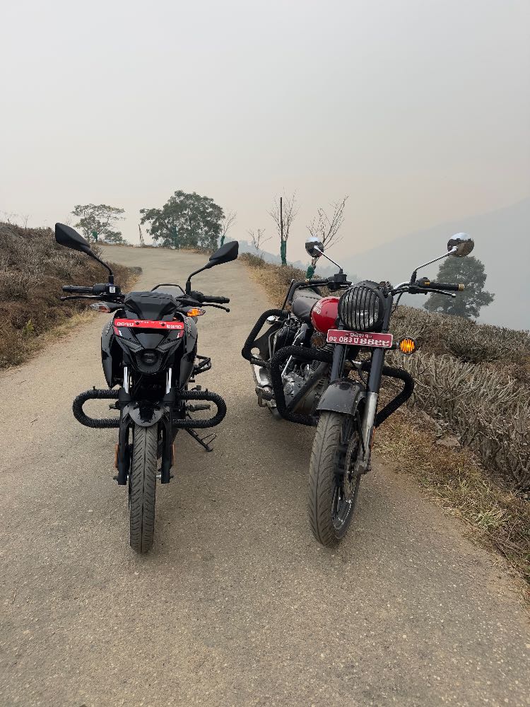 Used 2020 Royal Enfield Classic 350 bike for sale in Ilam - Image 2 of 2