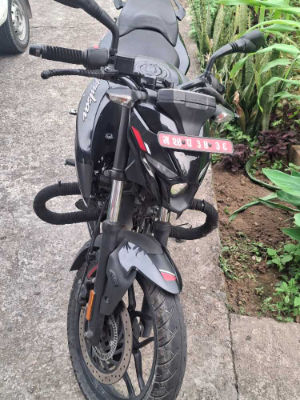 2023 Bajaj NS 160 in Pokhara for sale at Ramrogaadi.