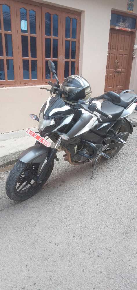Used 2017 Bajaj NS 200 bike for sale in Kathmandu - Image 2 of 2