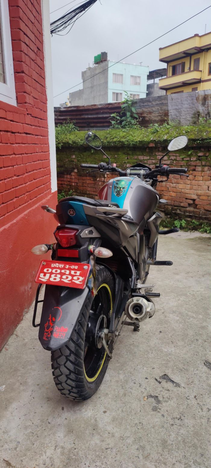 Used 2019 Yamaha R15 bike for sale in Kathmandu - Image 1 of 4