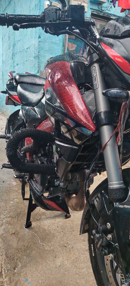 Used 2024 Bajaj NS 200 bike for sale in Kathmandu - Image 2 of 6
