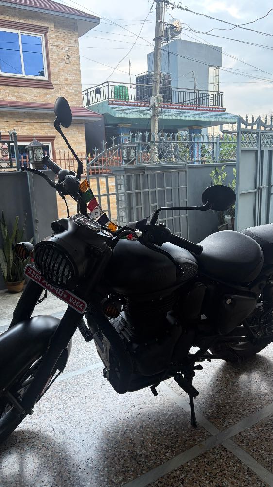 Used 2025 Royal Enfield Classic 350 bike for sale in Pokhara - Image 2 of 4