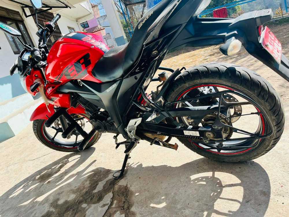 Used 2017 Suzuki Gixxer 150 bike for sale in Kavrepalanchok - Image 4 of 5