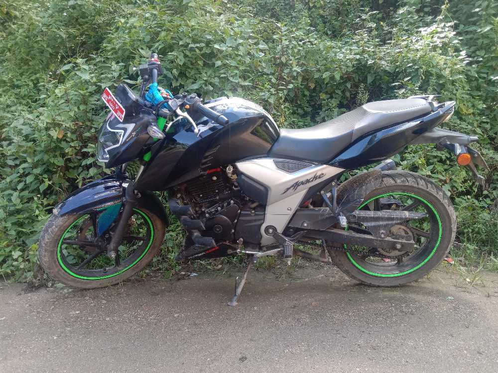 Used 2021 TVS Apache RTR 160 4V bike for sale in Ilam - Image 1 of 2