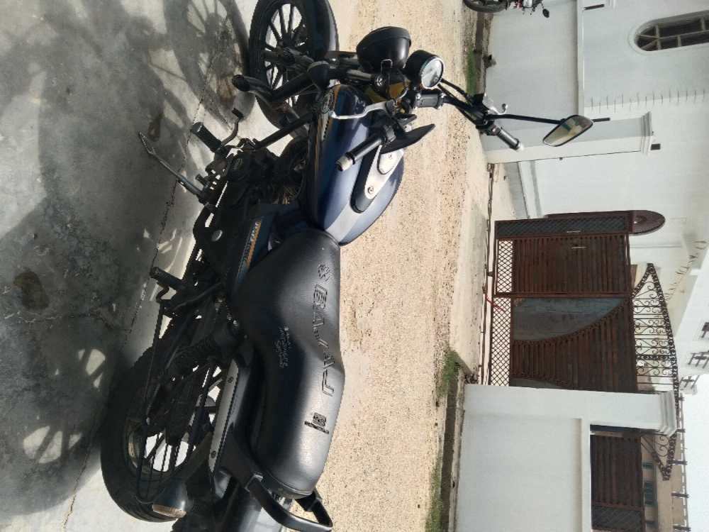 Used 2017 Bajaj Avenger 150 bike for sale in Parasi - Image 3 of 3