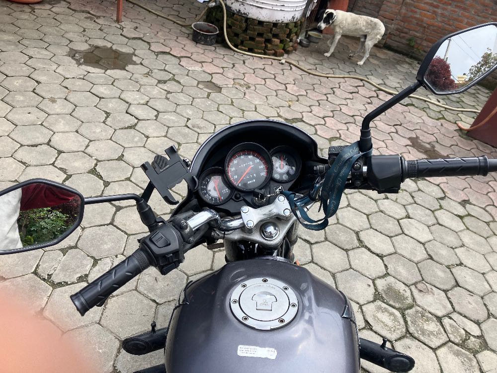 Used 2021 Honda Unicorn bike for sale in Kathmandu - Image 3 of 4