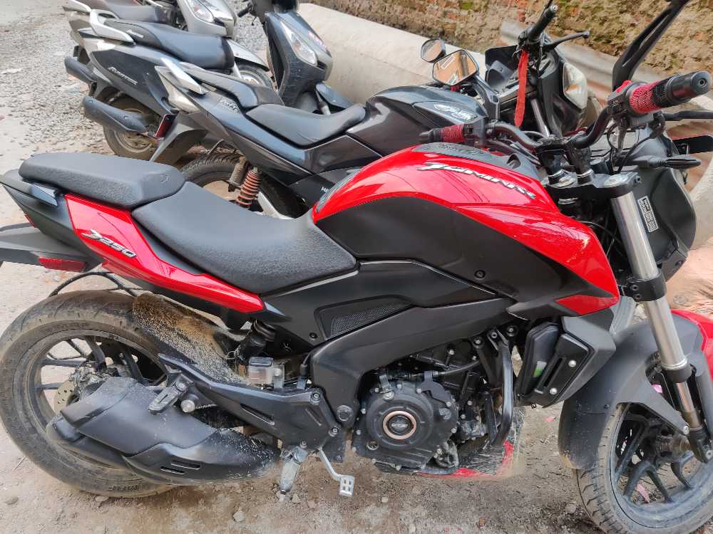 Used 2021 Bajaj Dominar 400 bike for sale in Kathmandu - Image 2 of 6