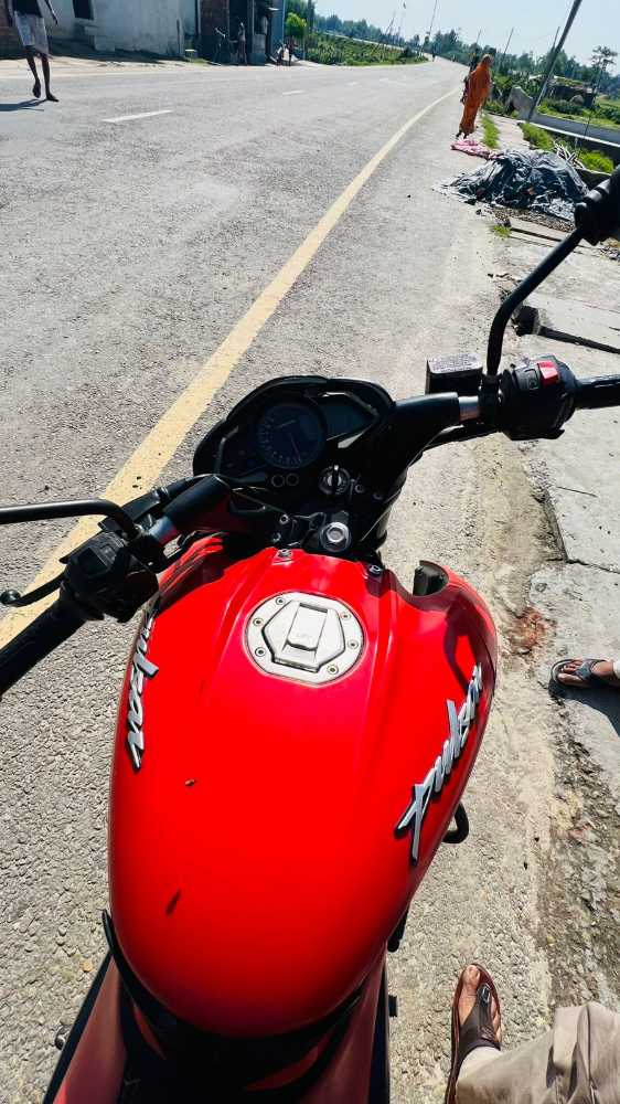 Used 2023 Bajaj NS 160 bike for sale in Saptari - Image 4 of 6