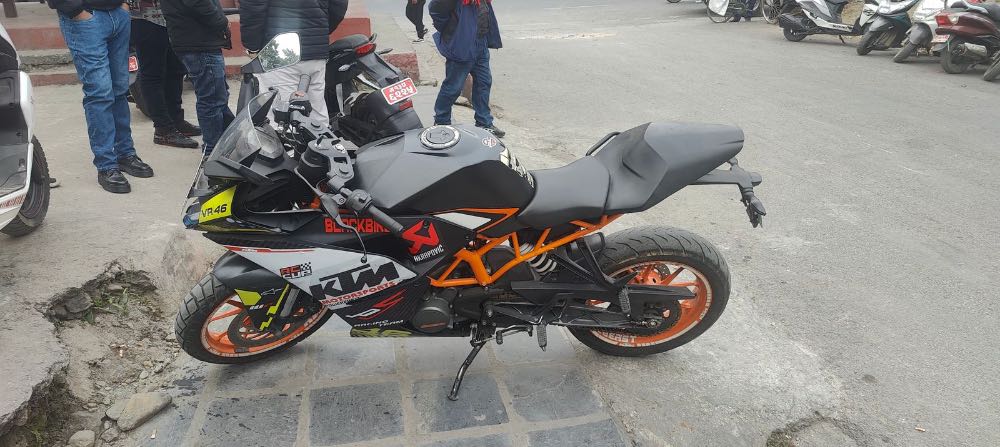Used 2016 KTM RC 200 bike for sale in Pokhara - Image 2 of 2