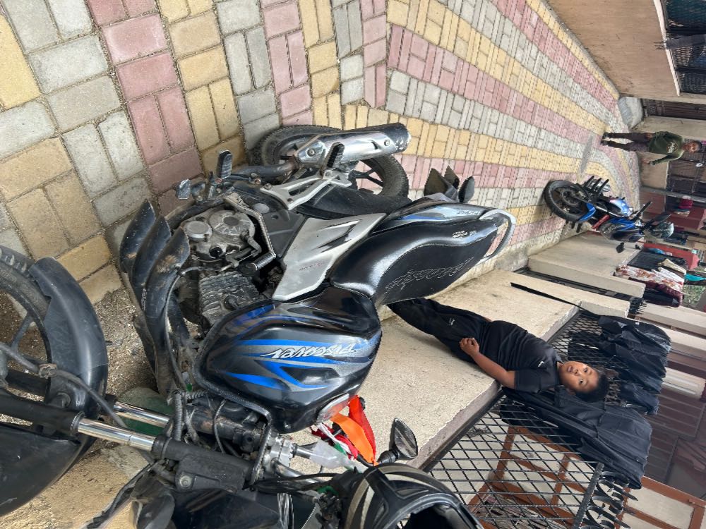 Used 2012 Bajaj Plusar 150 bike for sale in Kathmandu - Image 3 of 3