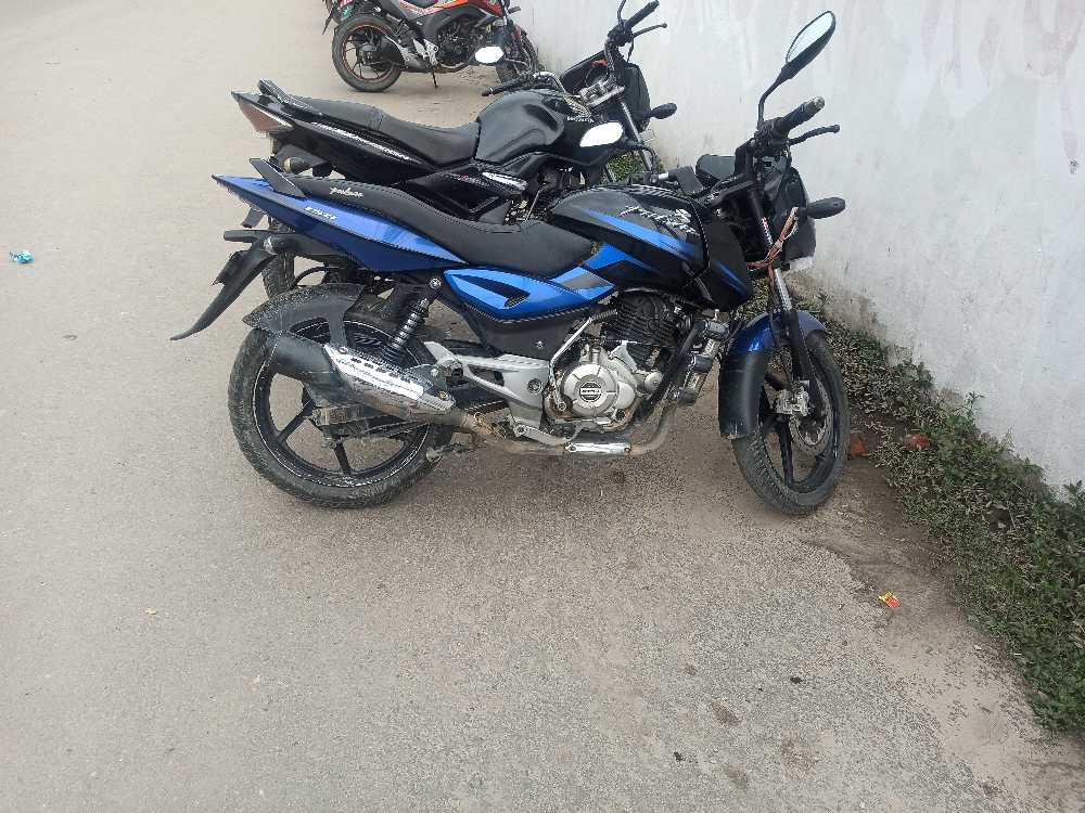 Used 2015 Bajaj Plusar 150 bike for sale in Sindhupalchok - Image 1 of 1