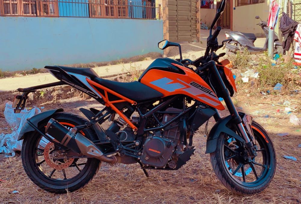 Second hand duke 125 sale