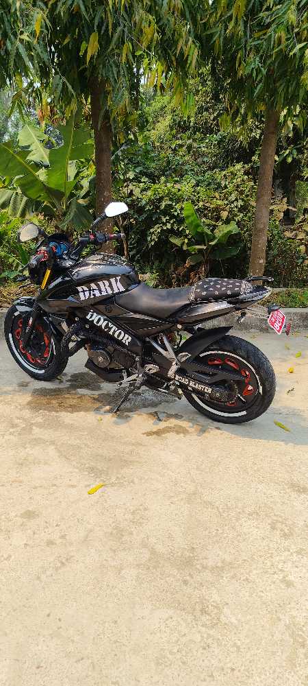Used 2017 Bajaj NS 200 bike for sale in Pokhara - Image 2 of 5