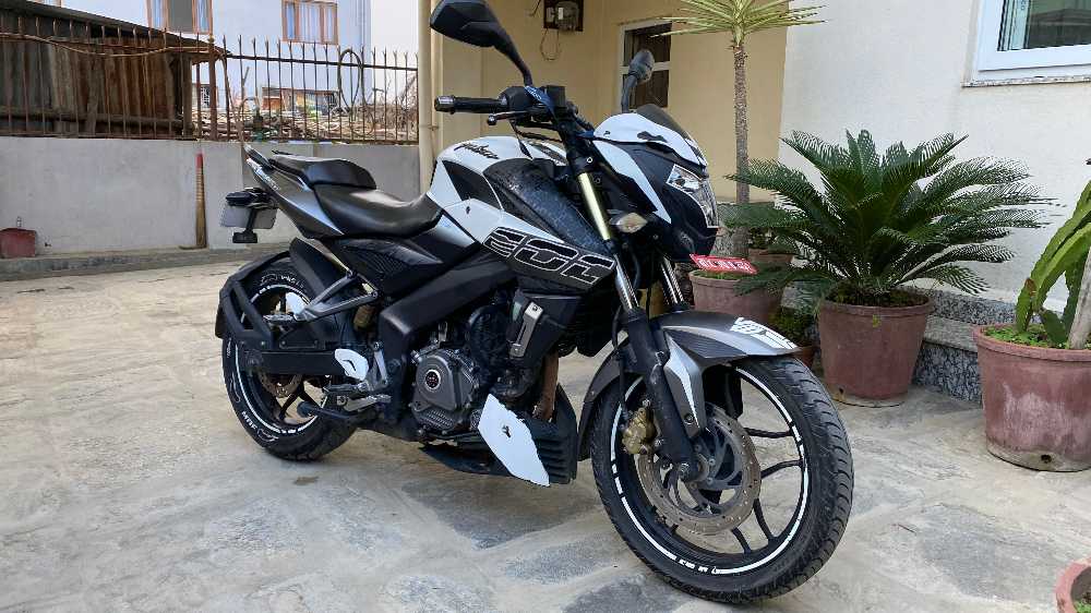 Used 2017 Bajaj NS 200 bike for sale in Kathmandu - Image 4 of 7
