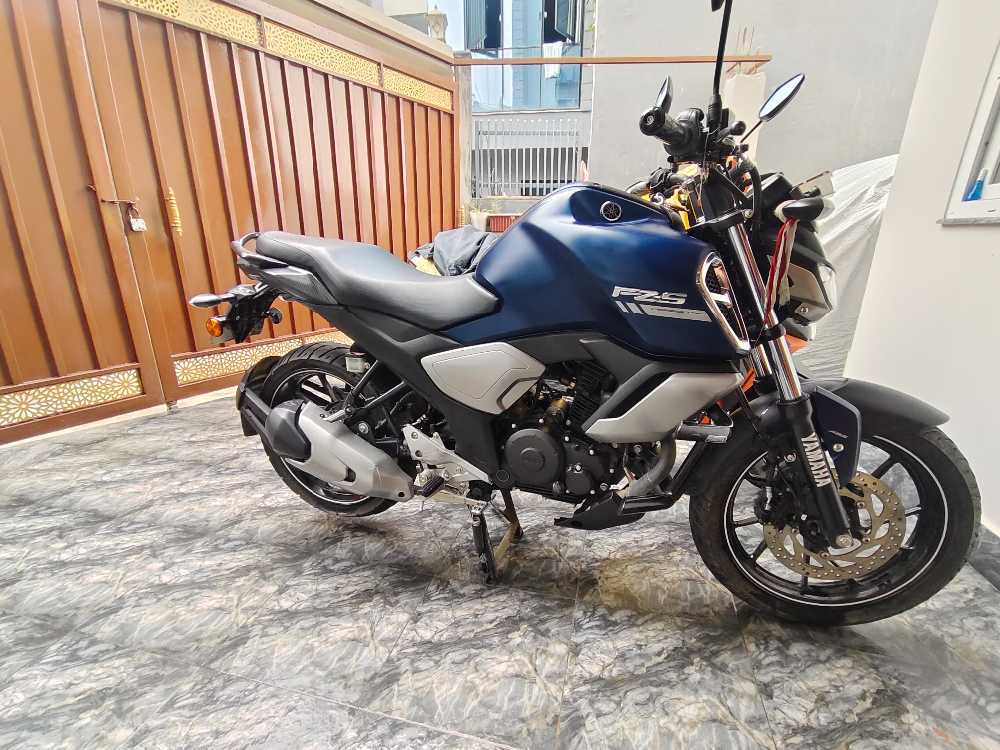 Used 2020 Yamaha FZS for sale in Kathmandu - Rs.320,000