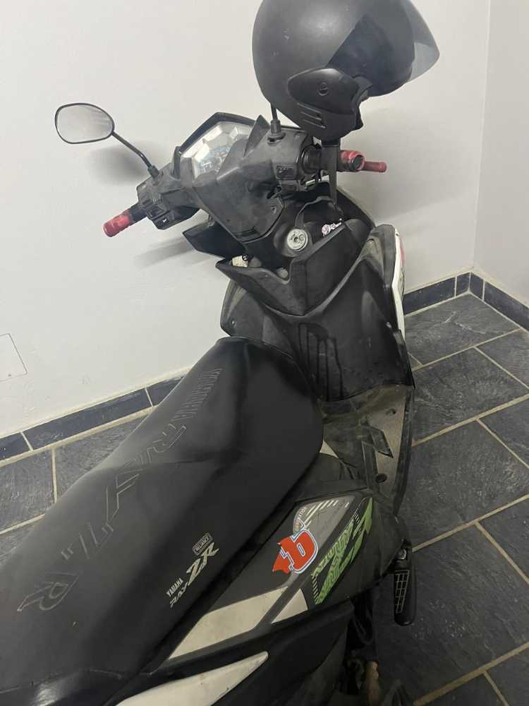 Used 2011 Yamaha RAY ZR bike for sale in Kathmandu - Image 2 of 2