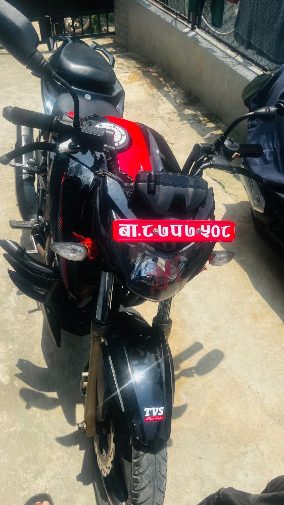 Used 2017 TVS Apache RTR 200 4V bike for sale in Kathmandu - Image 2 of 2