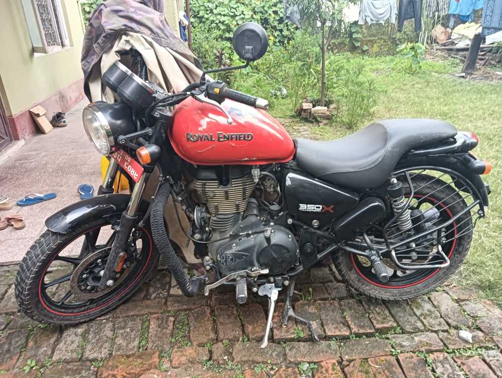 Used 2021 Royal Enfield Thunderbird 350 bike for sale in Kathmandu - Image 1 of 1