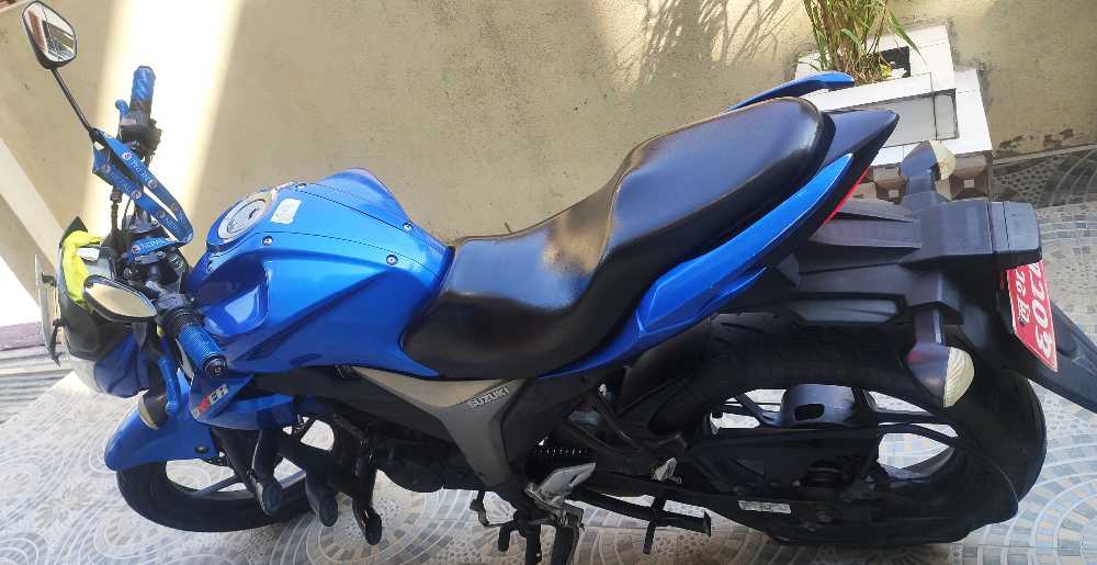 Used 2016 Suzuki Gixxer 150 bike for sale in Butwal - Image 4 of 4