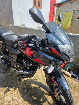 Used 2016 Bajaj Plusar 220 for sale in Bara - Rs.160,000
