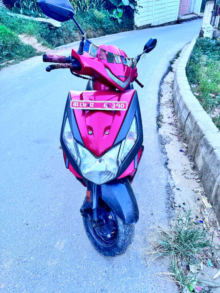 Used 2018 Honda Dio bike for sale in Kathmandu - Image 2 of 3