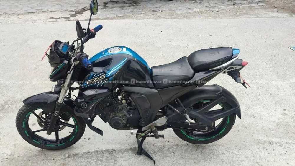 Used 2016 Yamaha R15 bike for sale in Kathmandu - Image 2 of 4