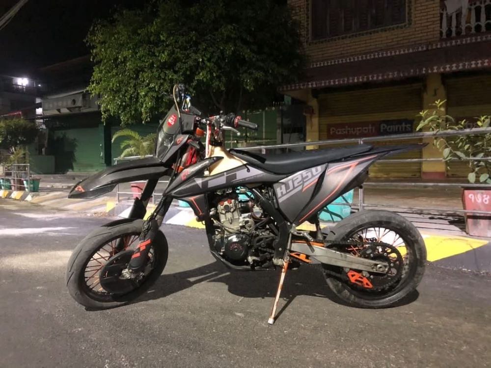 Used 2022 CrossFire HJ 250 bike for sale in Jhapa - Image 1 of 1